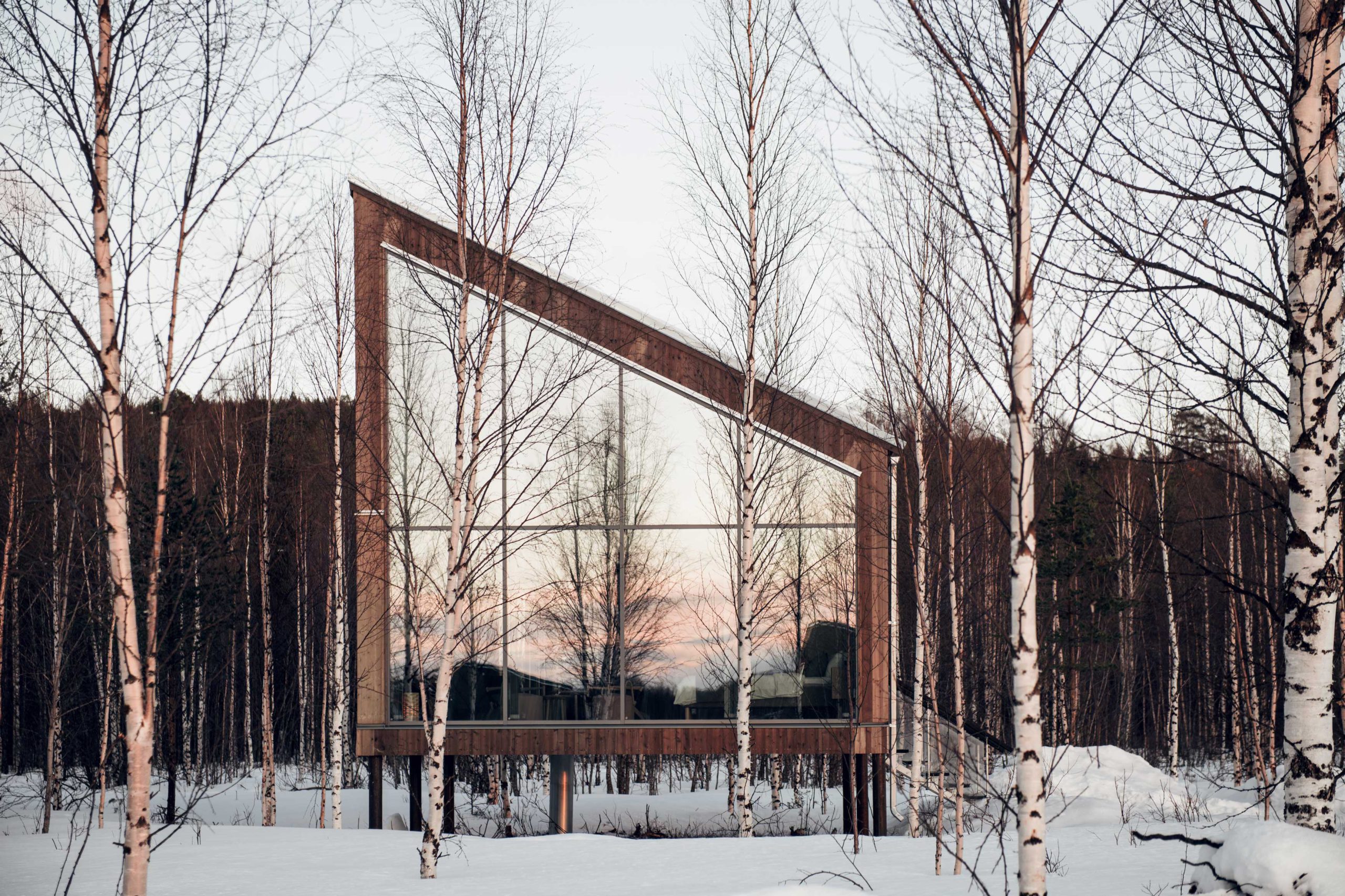 Arctic Bath Sweden – Norhtern Lights — Modern Luxury Design Hotel