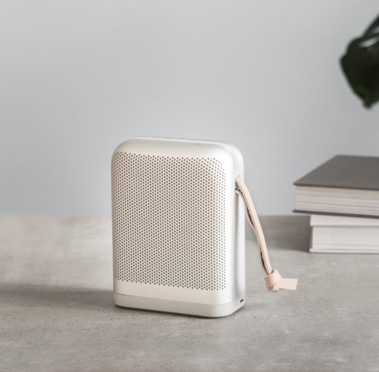 BANG-OLUFSEN-BEOPLAY-P6-PORTABLE-BLUETOOTH-SPEAKER-1