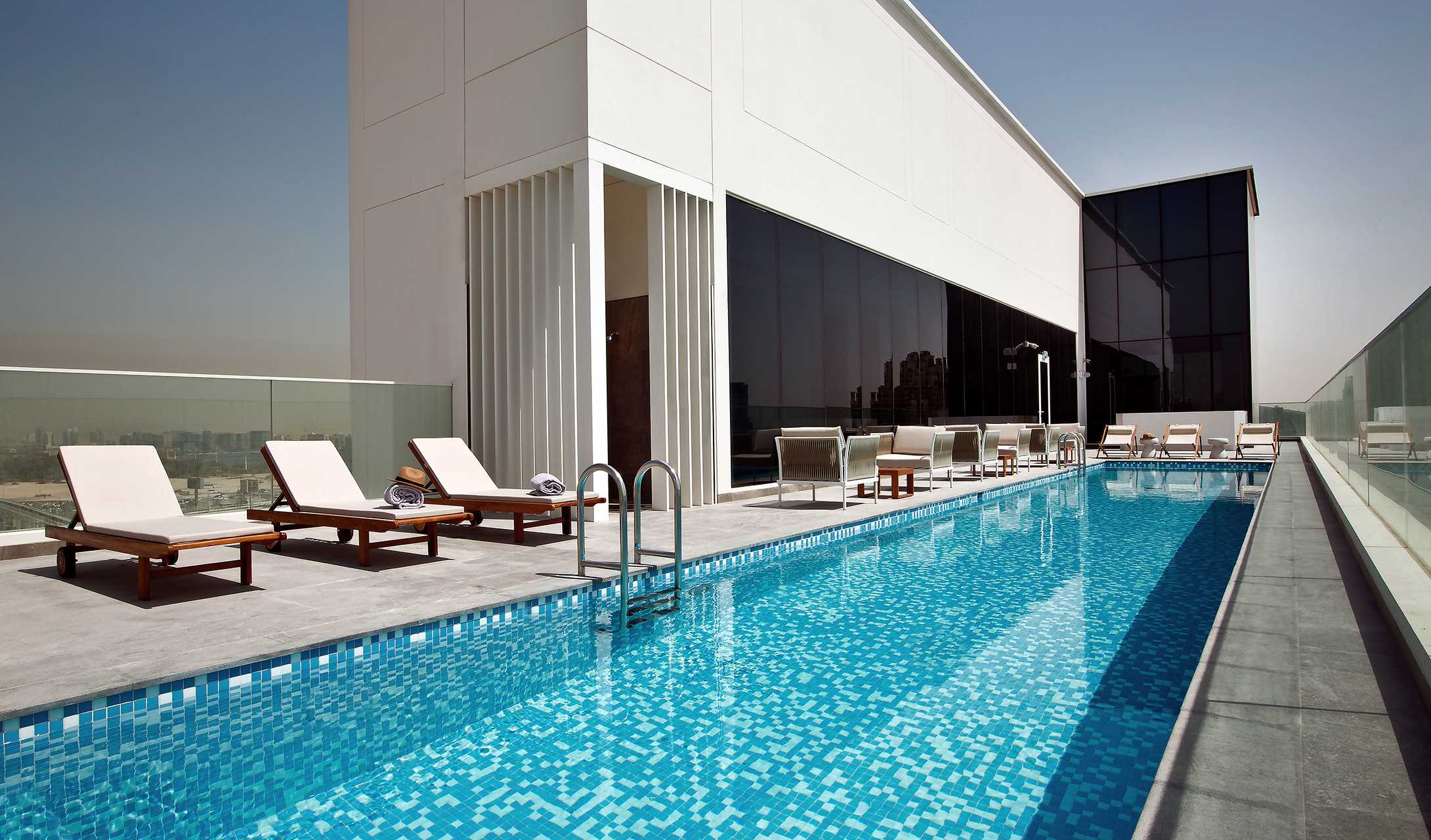 Form Hotel Dubai Modern Design Hotel UAE — Softer Volumes