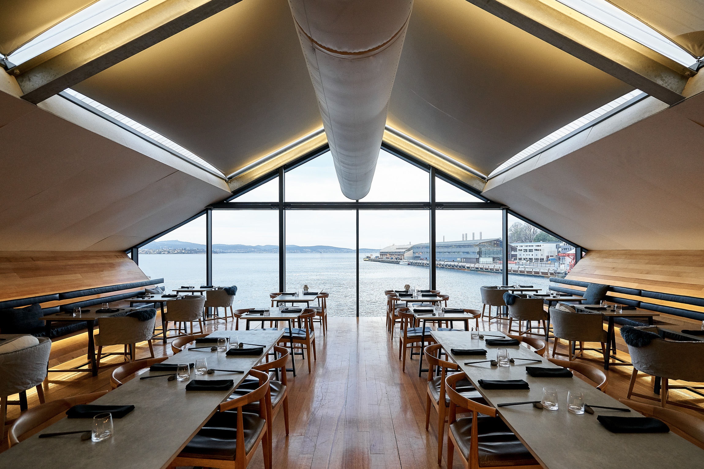 MINI Guide to Tasmania — Aloft Restaurant