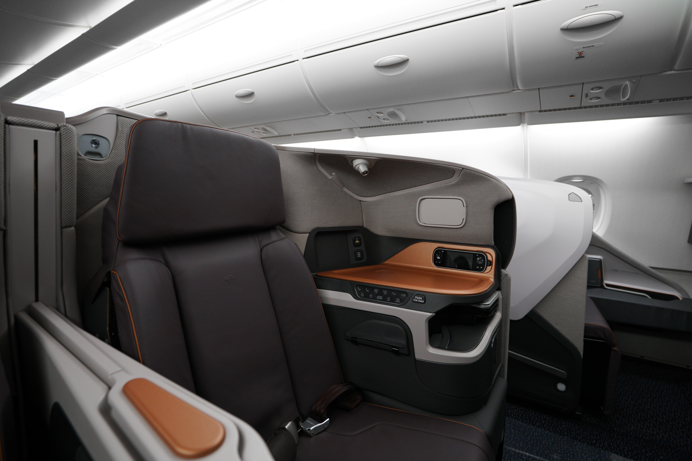 Singapore Airlines Business Class