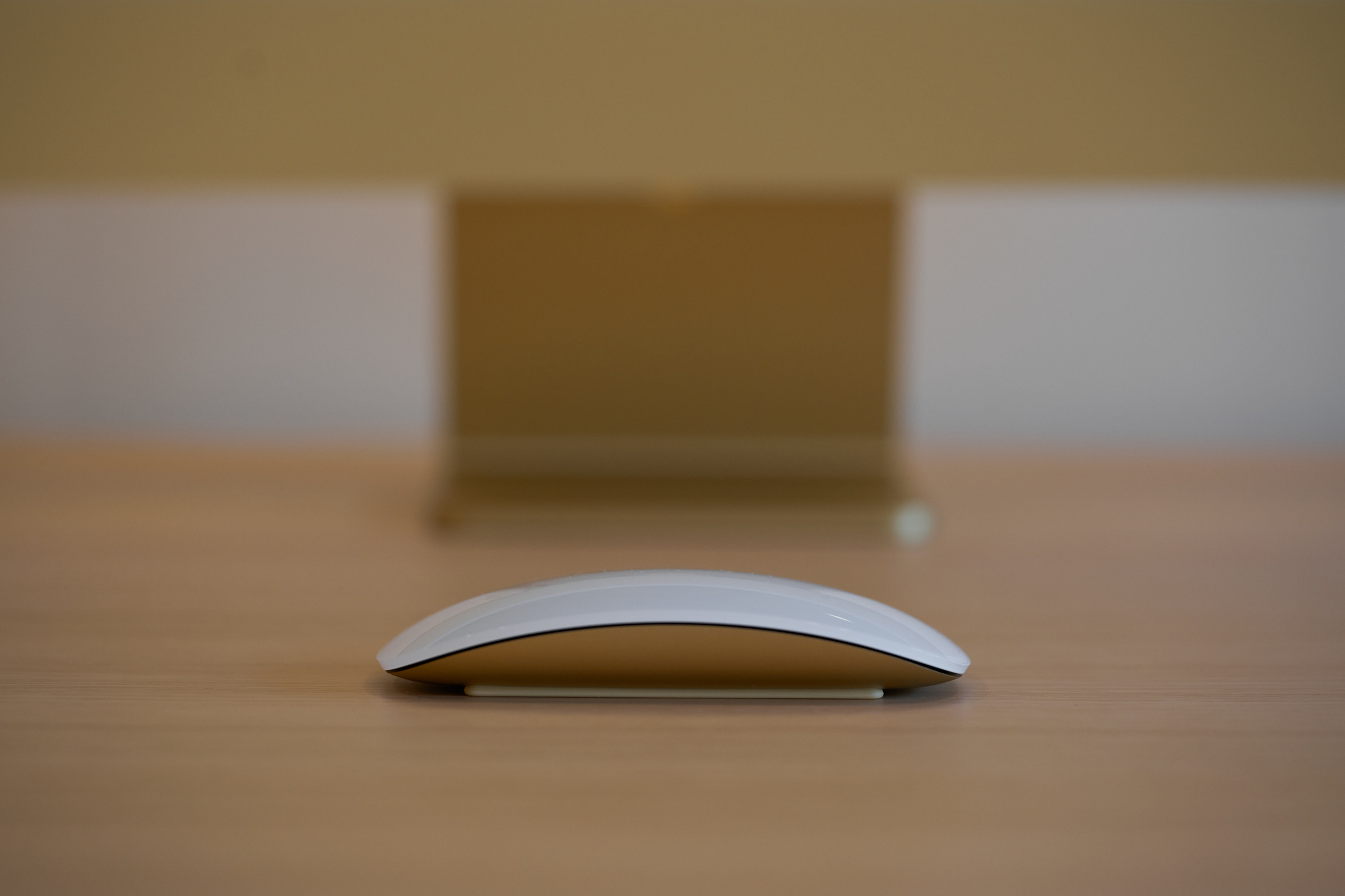 New 24" Apple iMac Mouse