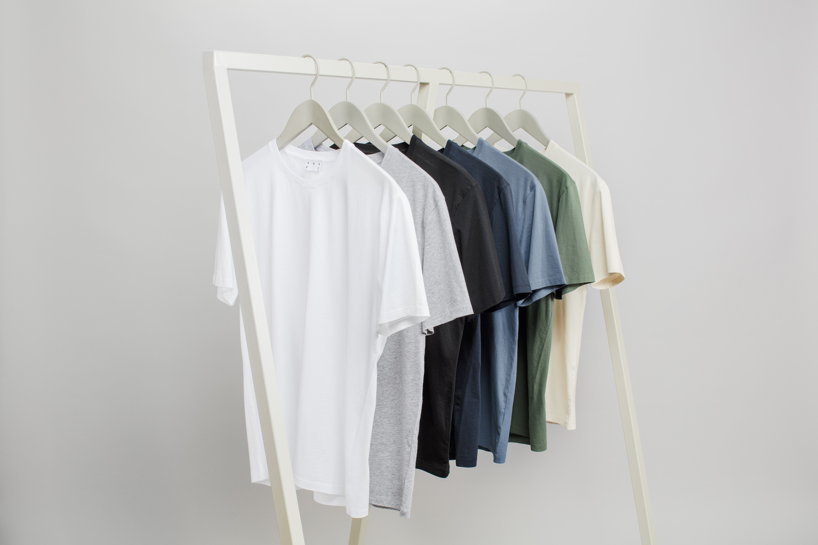 men's basic t-shirts