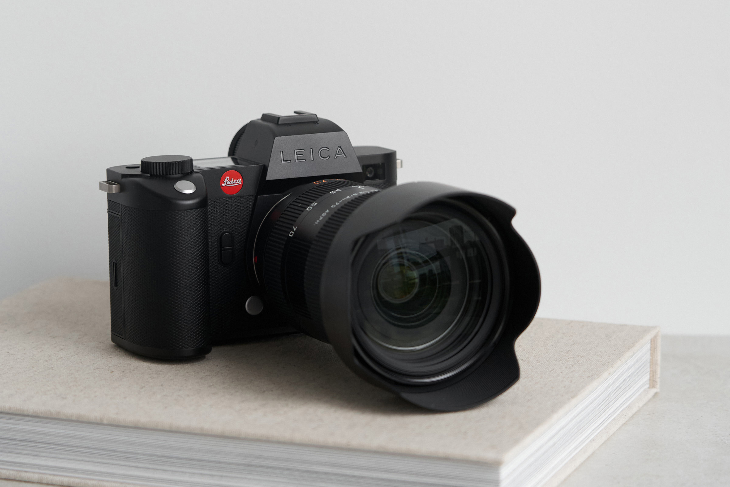 Leica-SLS-2-Review---Softer-Volumes-37