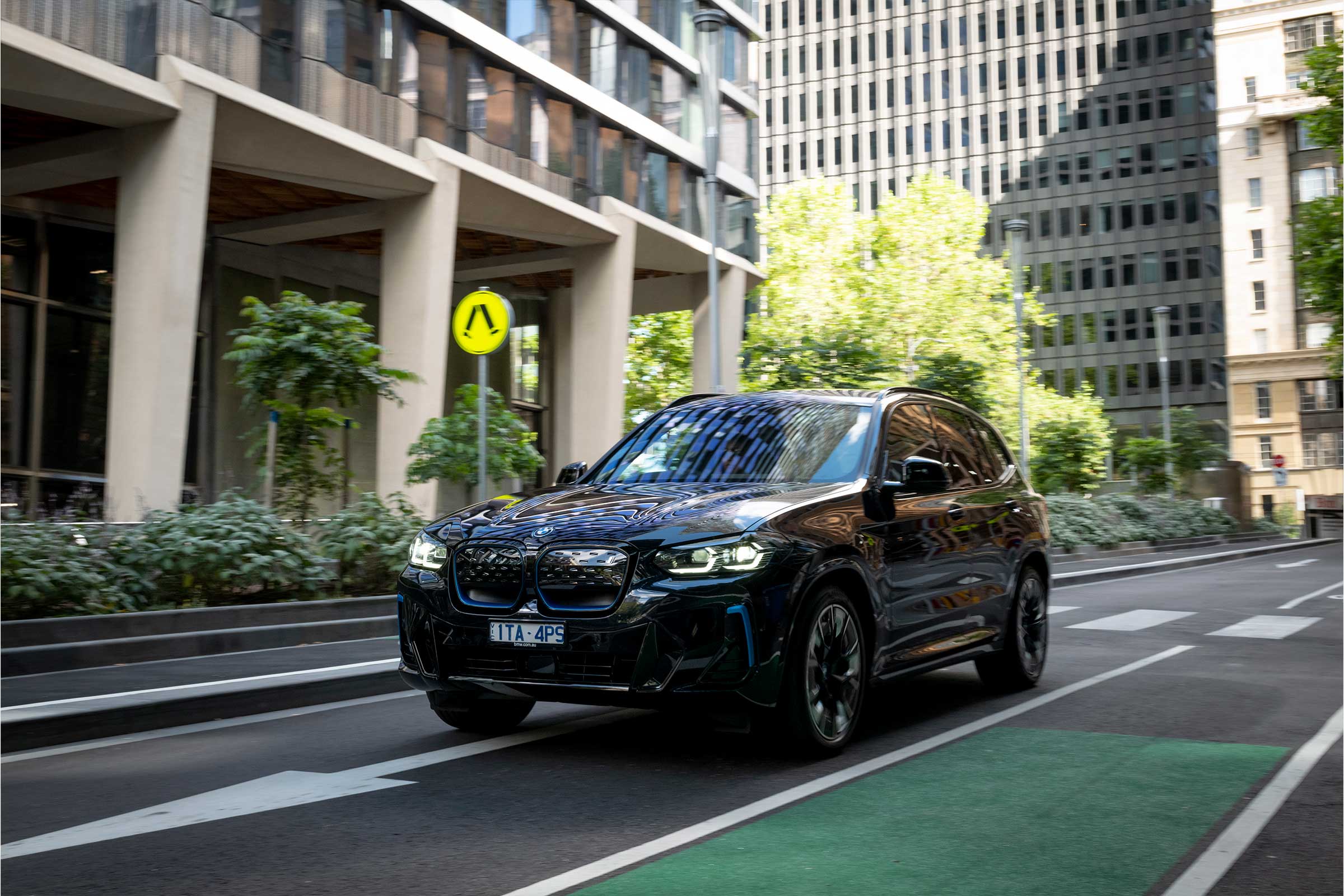 BMW-iX3-Australia