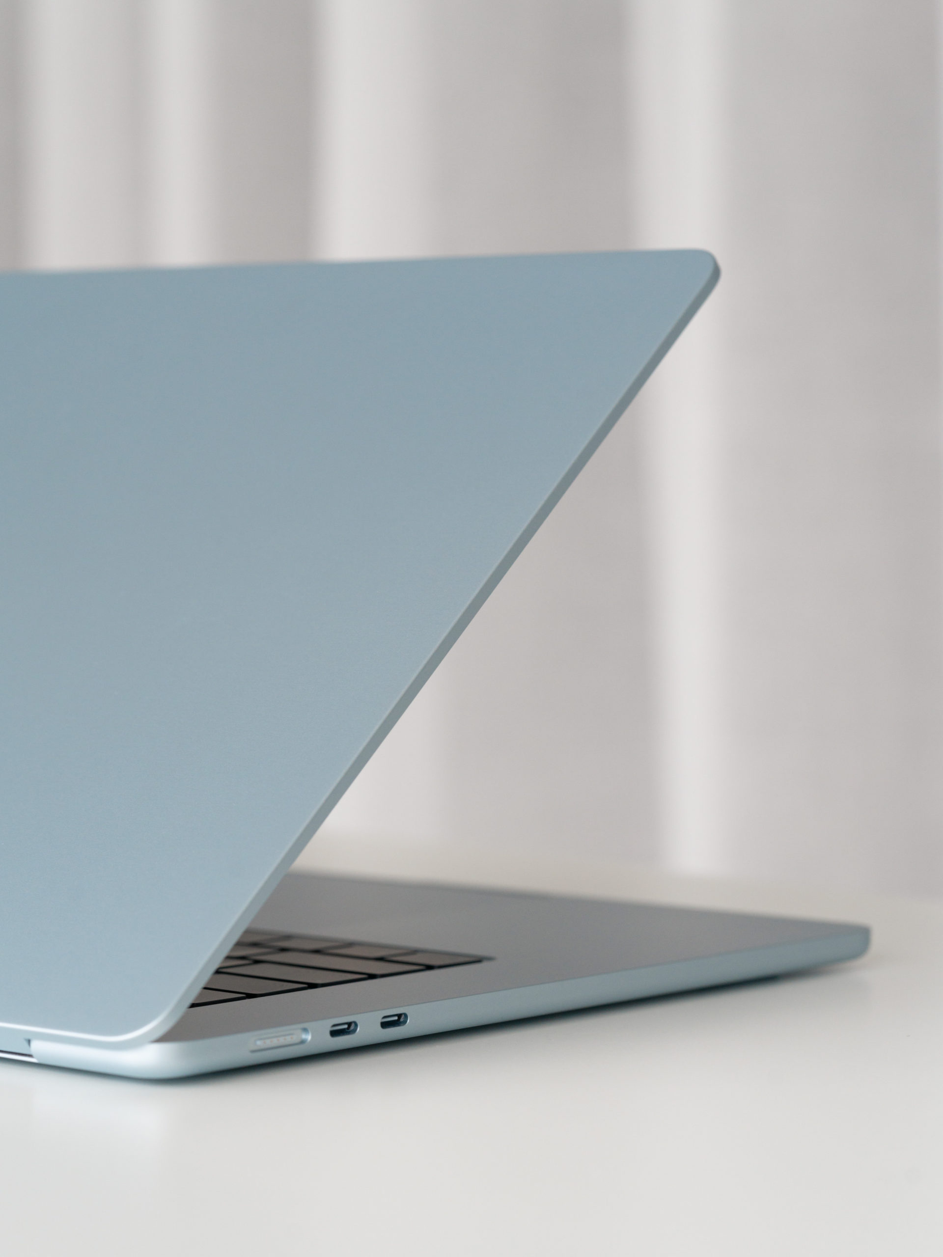 Apple M4 MacBook Air | Softer Volumes